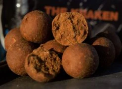 Vital Baits Boilies The Kraken 24mm (5kg) -Karper Tackle Verkoop 09692400be47237f