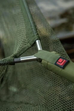 Ultimate Superior Carp Net 42" With 2pcs 3K Carbon Handle -Karper Tackle Verkoop 9da413658c66110b