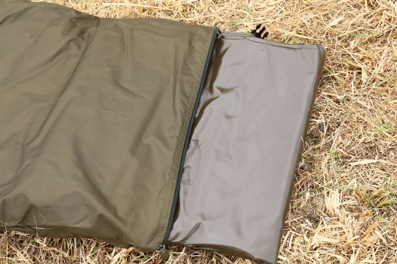 Fox R Series 1 Man XL Khaki Bivvy 4 Fox R Series 1 Man XL Khaki Bivvy - Afbeelding 2