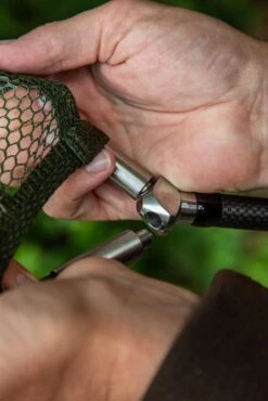 Ultimate Superior Carp Net 42" With 2pcs 3K Carbon Handle -Karper Tackle Verkoop e64cecfdb43da2e5